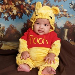 Winnie The Pooh jumpsuit custom (6-9 months)